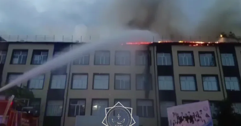 В Аркалыке произошёл крупный пожар в здании школы