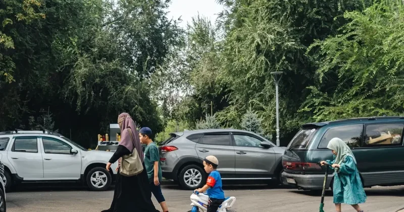 В Минпросвещения объяснили, как новая Конституция повлияет на хиджабы в школах
