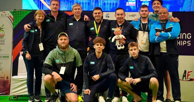 Сборная Казахстана вошла в топ 3 медального зачета чемпионата Азии по фехтованию