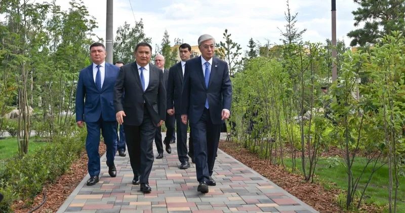 Токаев посетил экопарк в Щучинске