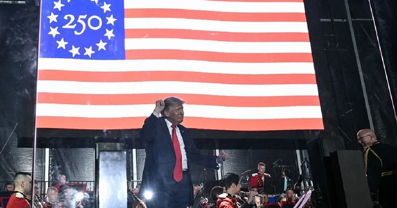 Америка вернулась : Трамп дал старт празднованию 250 летия США митингом на Национальной аллее
