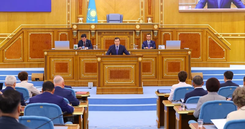Парламент рассмотрел заключение ВАП к отчету Правительства об исполнении бюджета