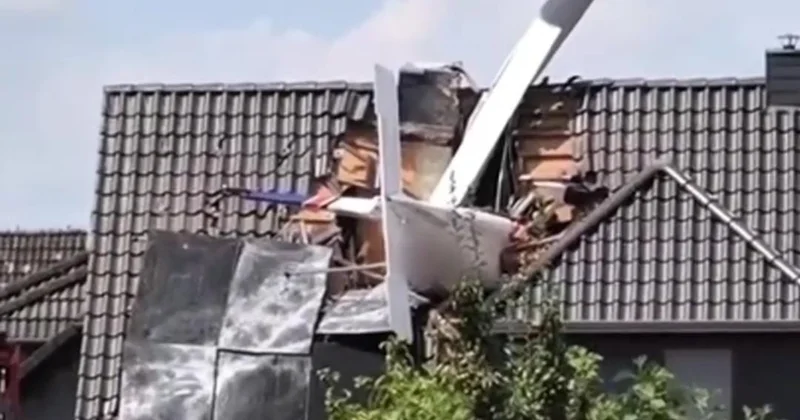 Германияда жеңіл моторлы ұшақ тұрғын үйге құлап, екі адам қаза тапты