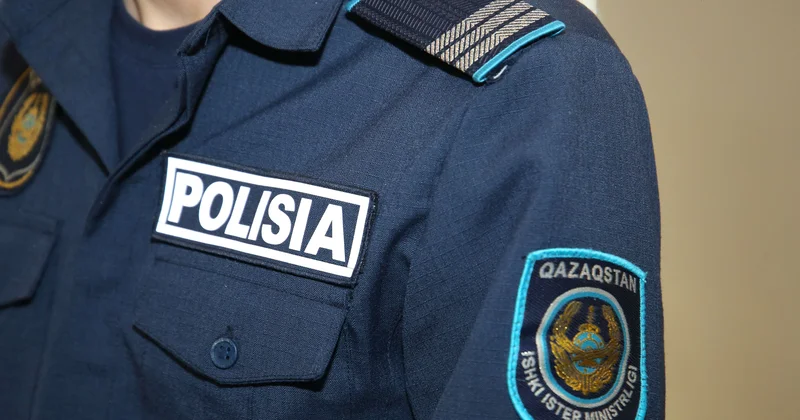 В Алматы расследуют гибель женщины после падения с девятого этажа