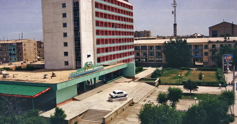 Прощай, символ города