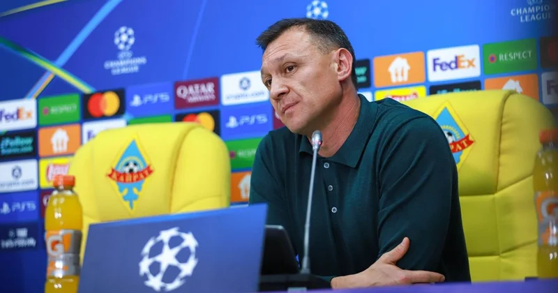 Рафаэль Уразбахтин подал в отставку и покинул пост главного тренера ФК Кайрат