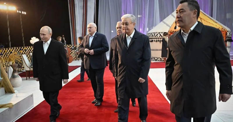 Токаев встретился с Путиным, Лукашенко и другими лидерами стран ОДКБ в неформальной обстановке (фото)