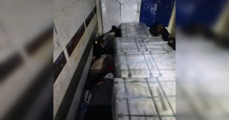 Нелегалы пытались въехать в Казахстан под видом стройматериалов