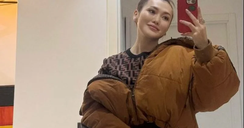 В семье Ерке Есмахан произошло важное событие