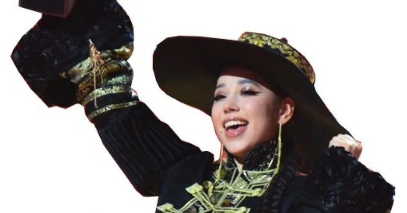 Silk way star : Жұлдызы жанған Мишель