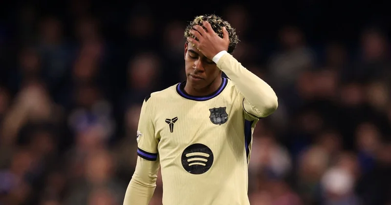 Челси в большинстве разгромил Барселону в матче Лиги чемпионов