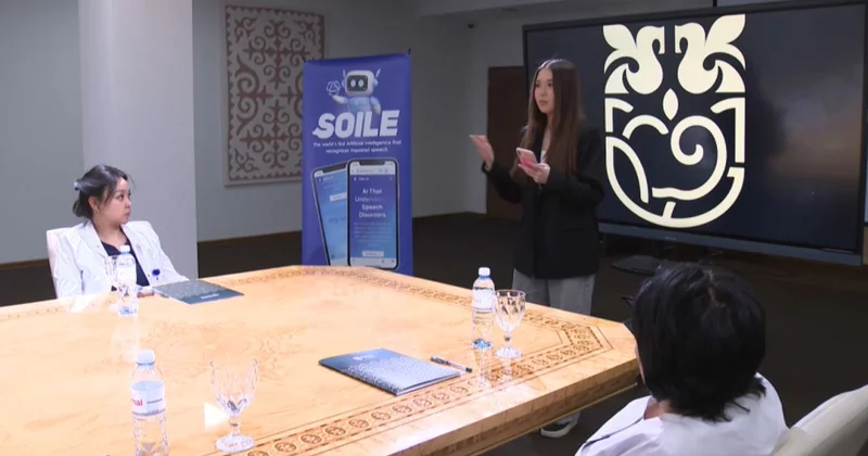 Оқушы тіл мүкістігі бар адамдардың сөзін түсінетін жүйені сынақтан өткізіп жүр