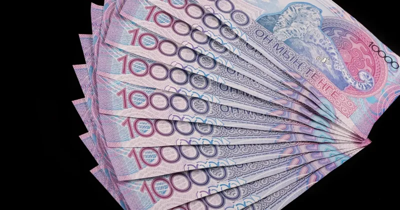 Сотрудница банка сняла 34 млн тенге со счётов клиента в Астане