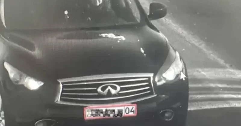 Ақтөбеде автокөлік иесі айыппұлдан жалтарып мемлекеттік нөмірлерді ауыстырып отырған