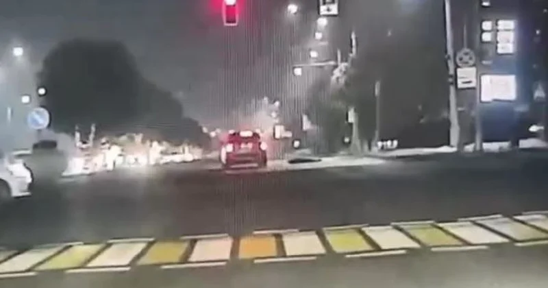 Девушка попала под автомобиль на зебре в Алматы