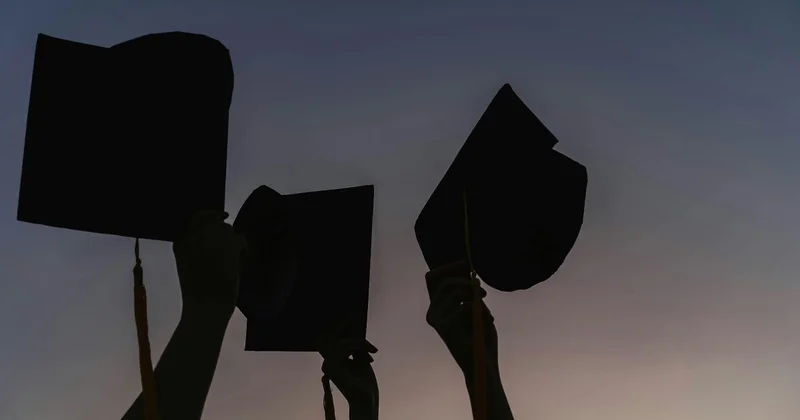 Парень отрезал себе часть ноги, чтобы стать студентом в Индии