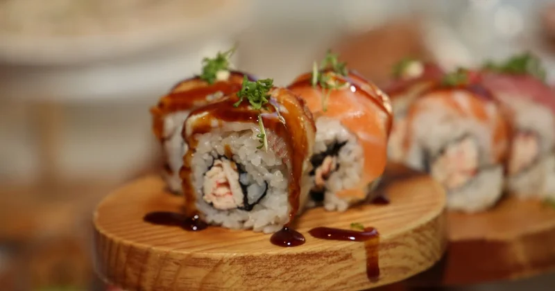 Казахстанские дети пристратились к фастфуду Премьер