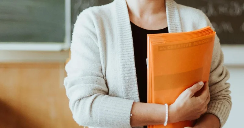 Алгебра с геометрией, физика с химией: в Казахстане передумали объединять предметы