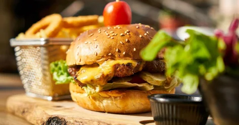 Олжас Бектенов дал поручения Минздраву по контролю за правильным питанием детей