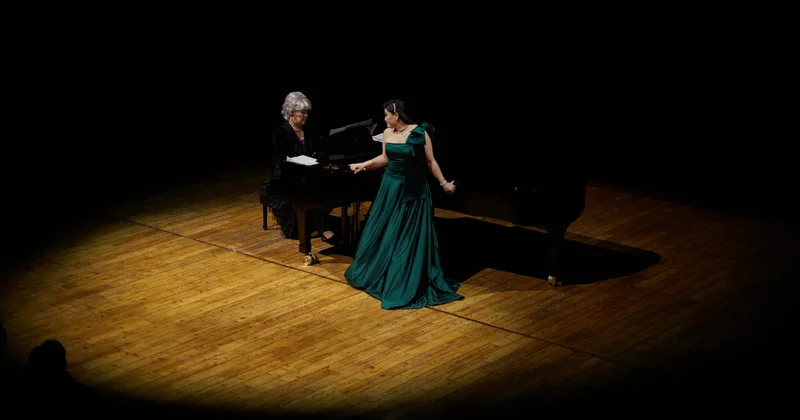 Сезім селт еткен кеш