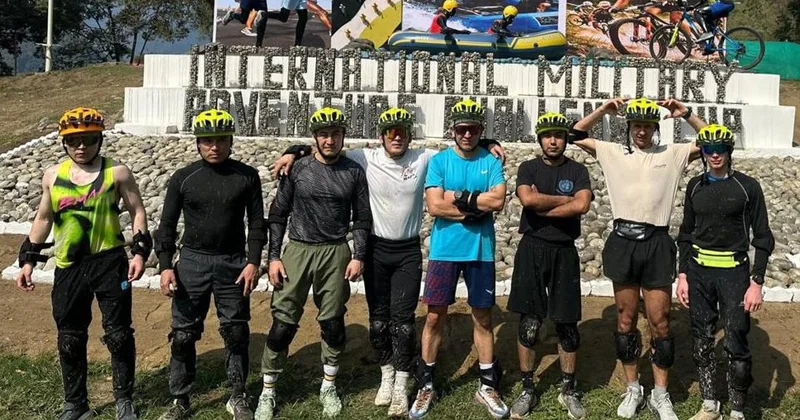 Армейские спортсмены завоевали бронзу в международном состязании по дуатлону в Индии