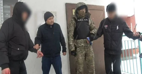 Фасовщиков запрещенных веществ задержали в ВКО