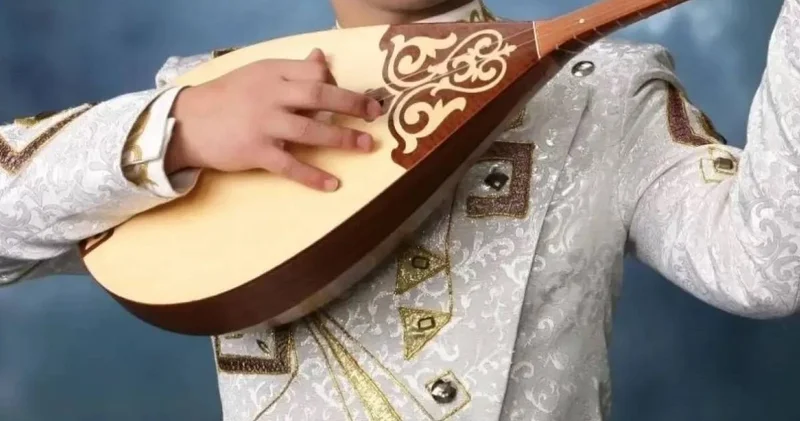 Айтыскерлер жаңа Конституцияны жыр арқылы қолдады