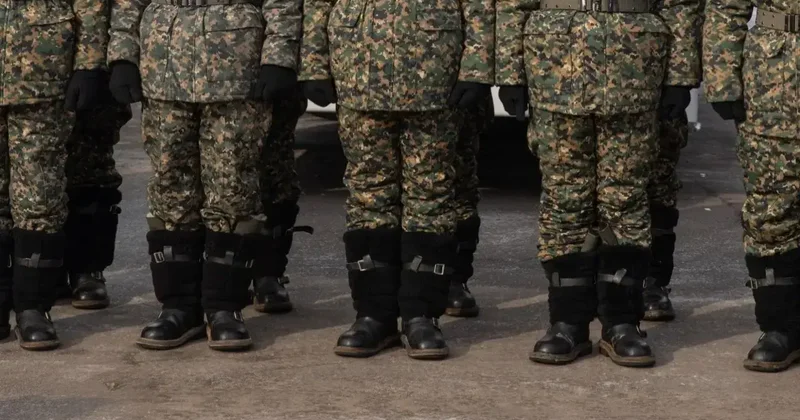 Обещал отмазать от армии: медработник выманил у родителей призывников более 1,2 млн тенге