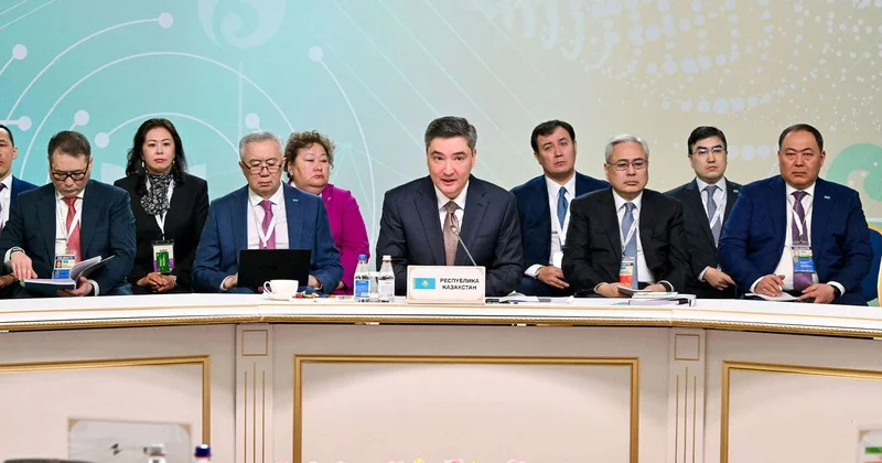 Бектенов провел заседание Евразийского межправсовета в расширенном формате