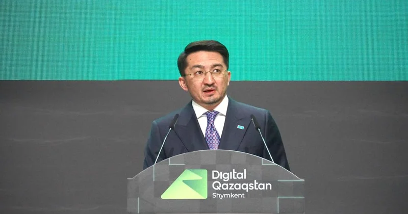 На форуме Digital Qazaqstan в Шымкенте дан старт крупнейшему хакатону страны