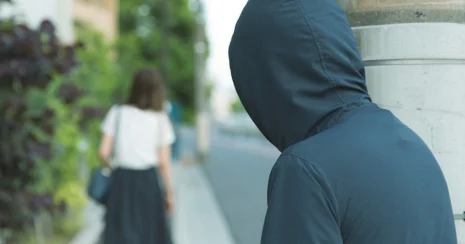 Шесть дел о сталкинге переданы в суд в Туркестанской области