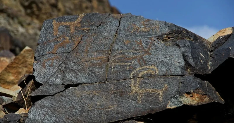 На фоне вандализма в Казахстане утвердили новые правила охраны памятников и исторических объектов