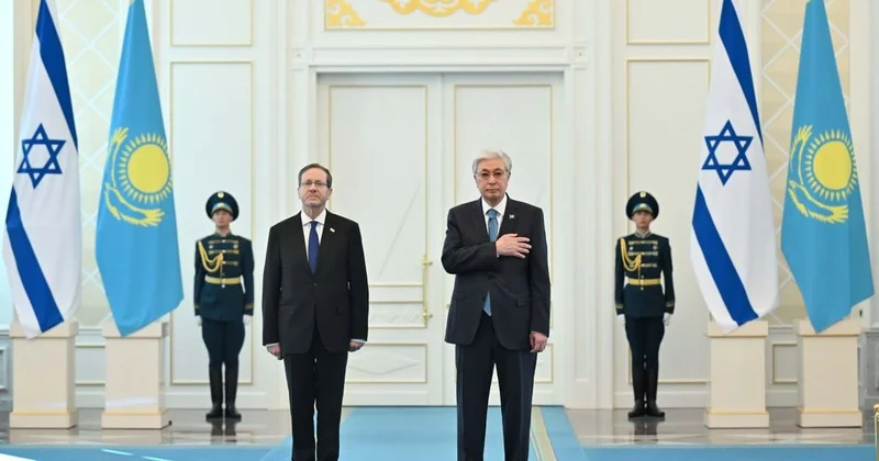 Президента Израиля торжественно встретили в Акорде (фото)