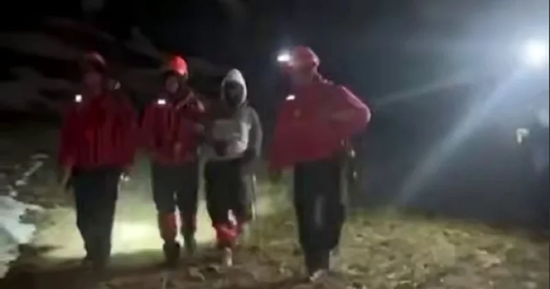 Сбились с пути: парень с девушкой потерялись в горах Алматы (видео)