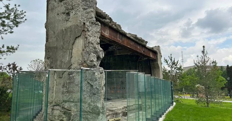 Сквер на месте резиденции Назарбаева: что осталось от Кантара и почему это смущает людей