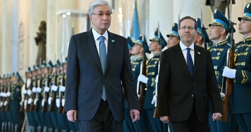 Ақорда резиденциясында Израиль президентін қарсы алу рәсімі өтті