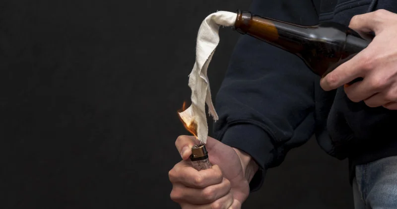 Астаналыққа Instagram арқылы үйді өртеуге тапсырыс берілді