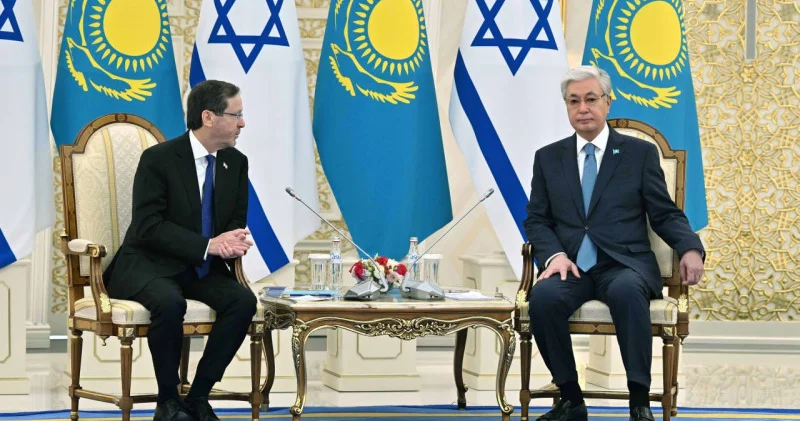 Тоқаев пен Израиль президенті келіссөз жүргізді
