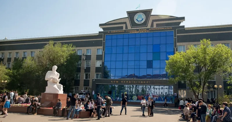 Случаи обхода требований ЕНТ через переводы студентов из зарубежных вузов выявили в Казахстане