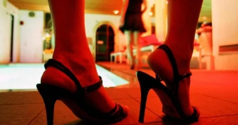 Интим услуги под видом продажи запчастей оказывали в Атырау