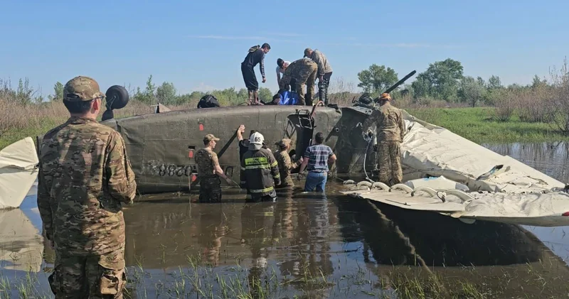 Рухнул в пойму