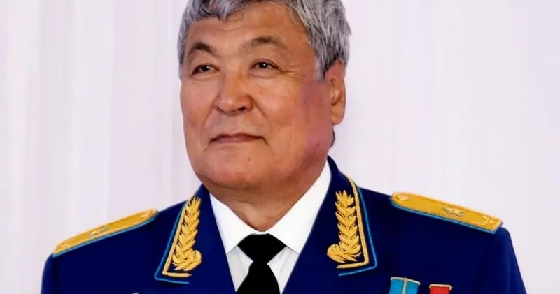 Халық қаһарманы Тоқтар Әубәкіров 80 жасқа толды