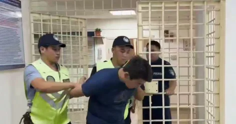 Водитель с подложными номерами хотел скрыться от полиции в Туркестанской области