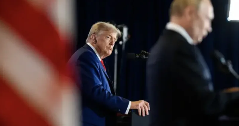 Трамп Ресейдің жағалауында АҚШ тың атом сүңгуір қайығы барын еске салды