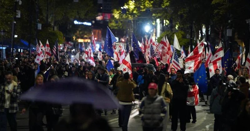 Экс президент Грузии приняла участие в митинге оппозиции (видео)