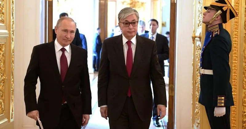 Тоқаев Ресейге жоспарланған сапарын Путинмен талқылады