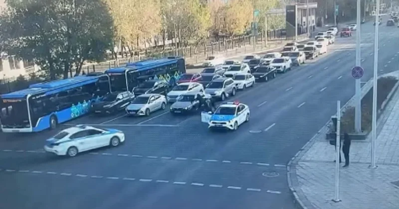Погоня за несовершеннолетним нарушителем на скутере попала на видео в Астане