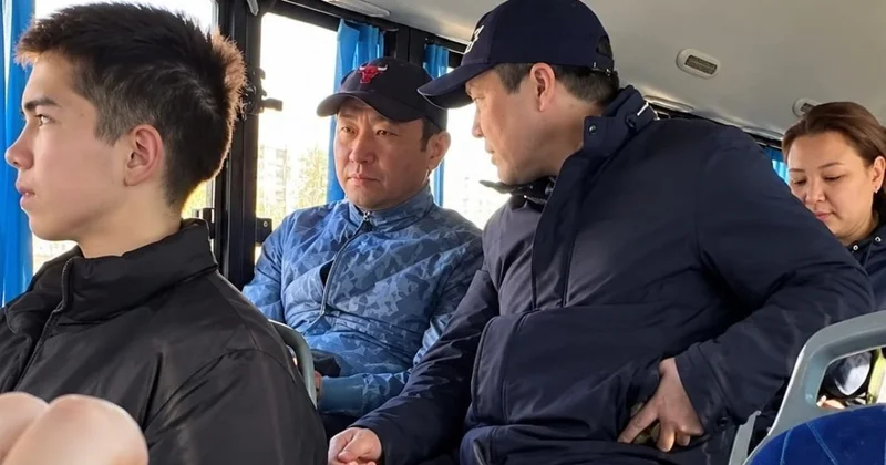 Қала басшылары автобустарда: Атырауда тасымалдау сапасы тексерілді