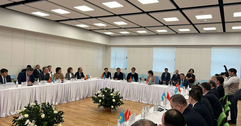 Делегация из Кыргызстана изучила опыт Satbayev University