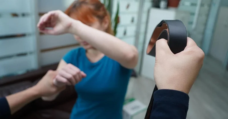 Не отработан механизм применения статей : эксперт заявила о реальной картине насилия в семьях в Алматы